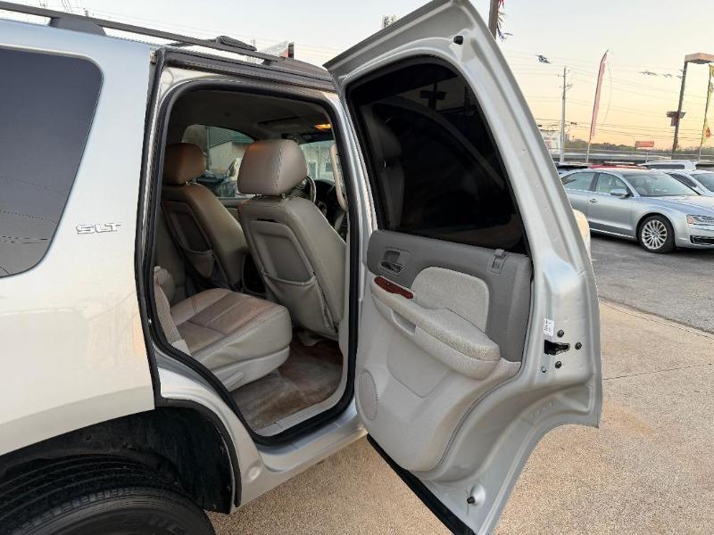 GMC Yukon SLT1 2WD 2011