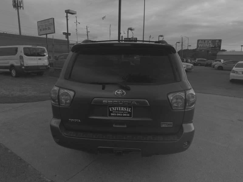 Toyota Sequoia SR5 5.7L 2WD 2008