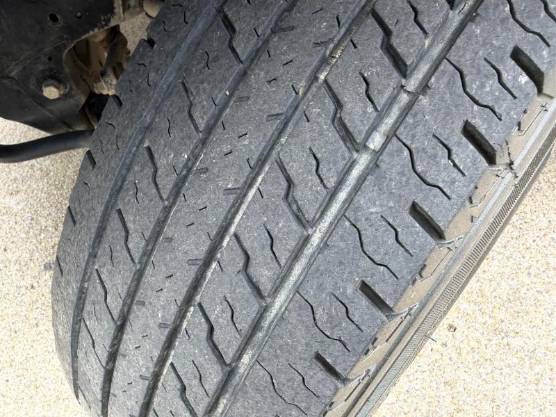 Nissan NV Passenger 3500 SV V6 2017