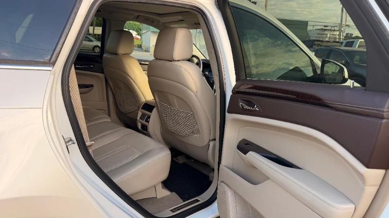 Cadillac SRX AWD Performance Collection 2013