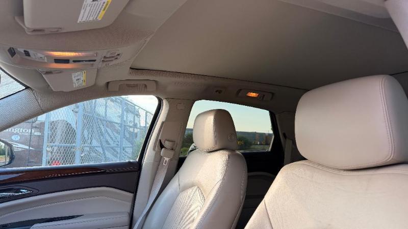 Cadillac SRX AWD Performance Collection 2013