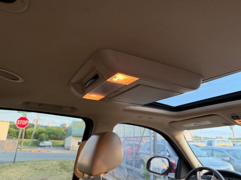 Cadillac Escalade ESV AWD Premium 2011