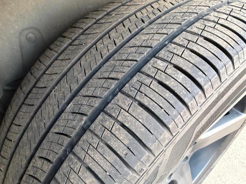 Cadillac Escalade ESV AWD Premium 2011