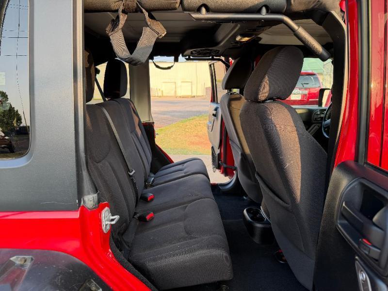 Jeep Wrangler Unlimited Sport 4WD 2014