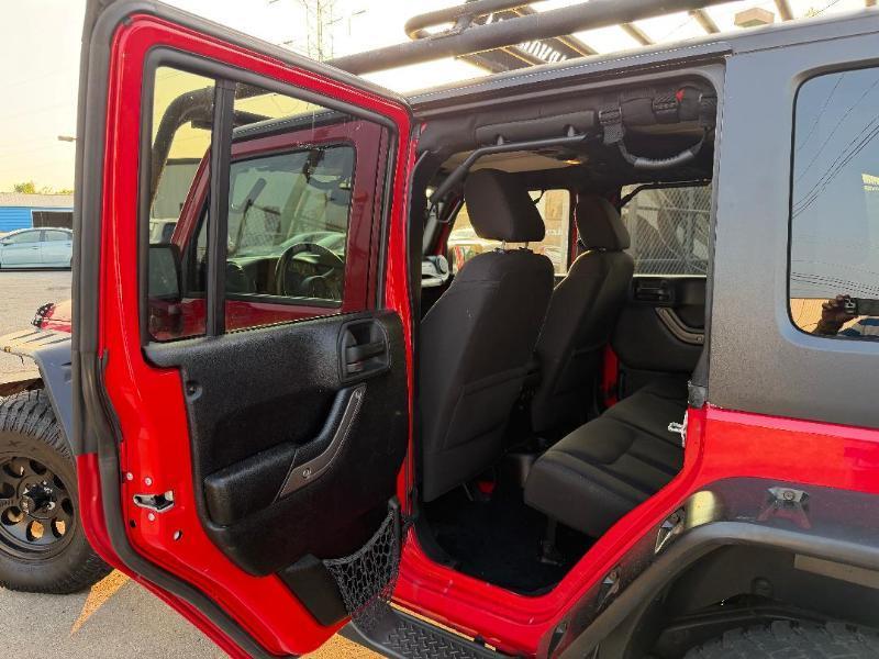 Jeep Wrangler Unlimited Sport 4WD 2014