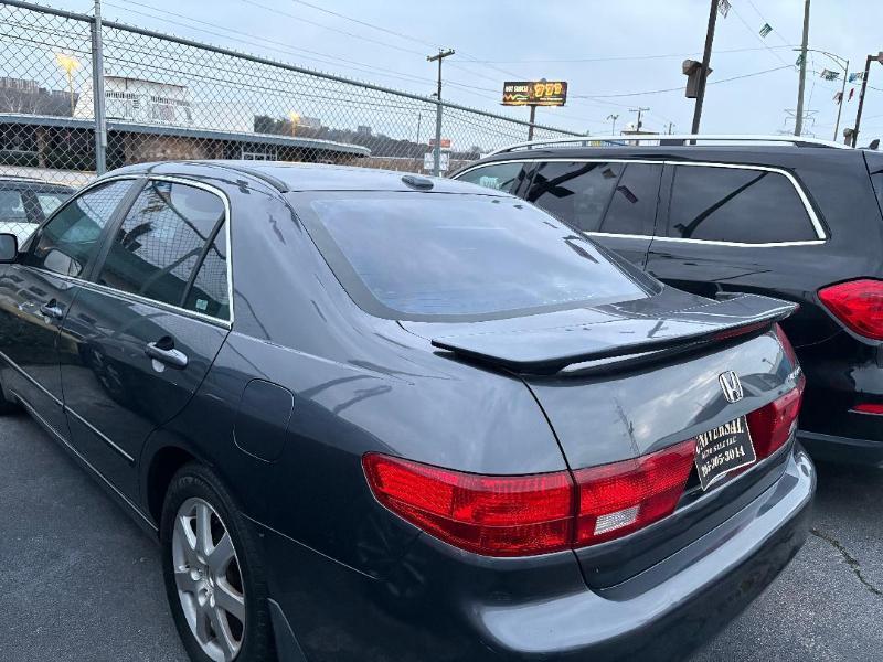 Honda Accord EX V-6 Sedan AT with Navigation System and XM Radi 2005