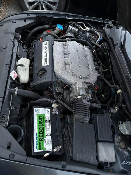 Honda Accord EX V-6 Sedan AT with Navigation System and XM Radi 2005