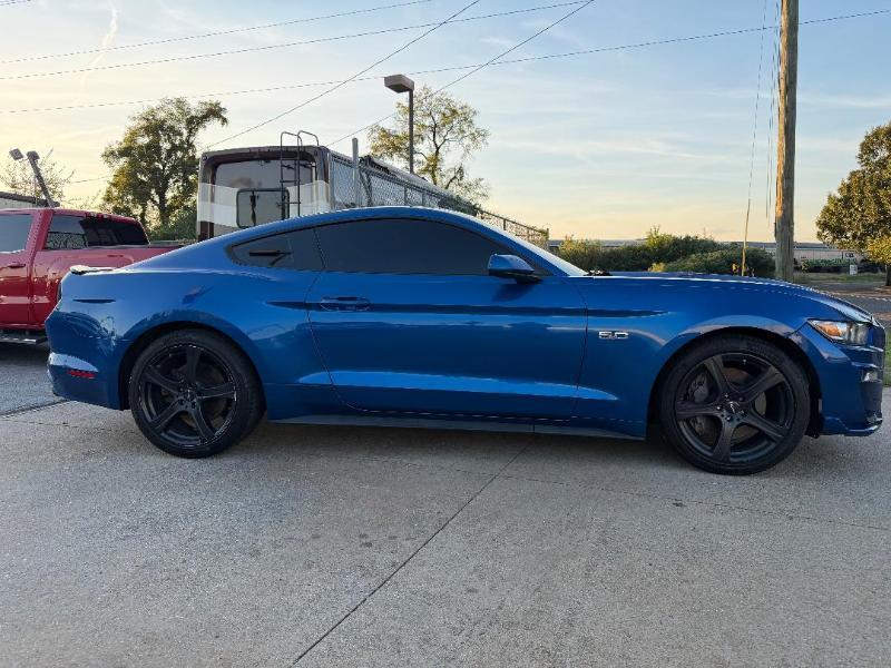 Ford Mustang GT Premium Coupe 2017