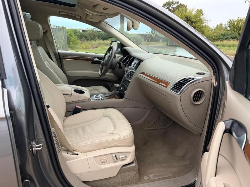 Audi Q7 3.0T Premium Plus quattro 2015