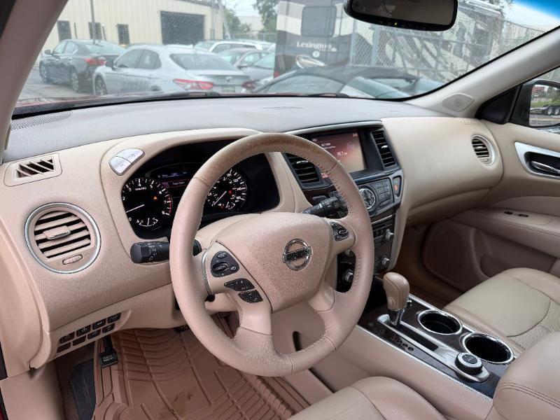 Nissan Pathfinder S 4WD 2014