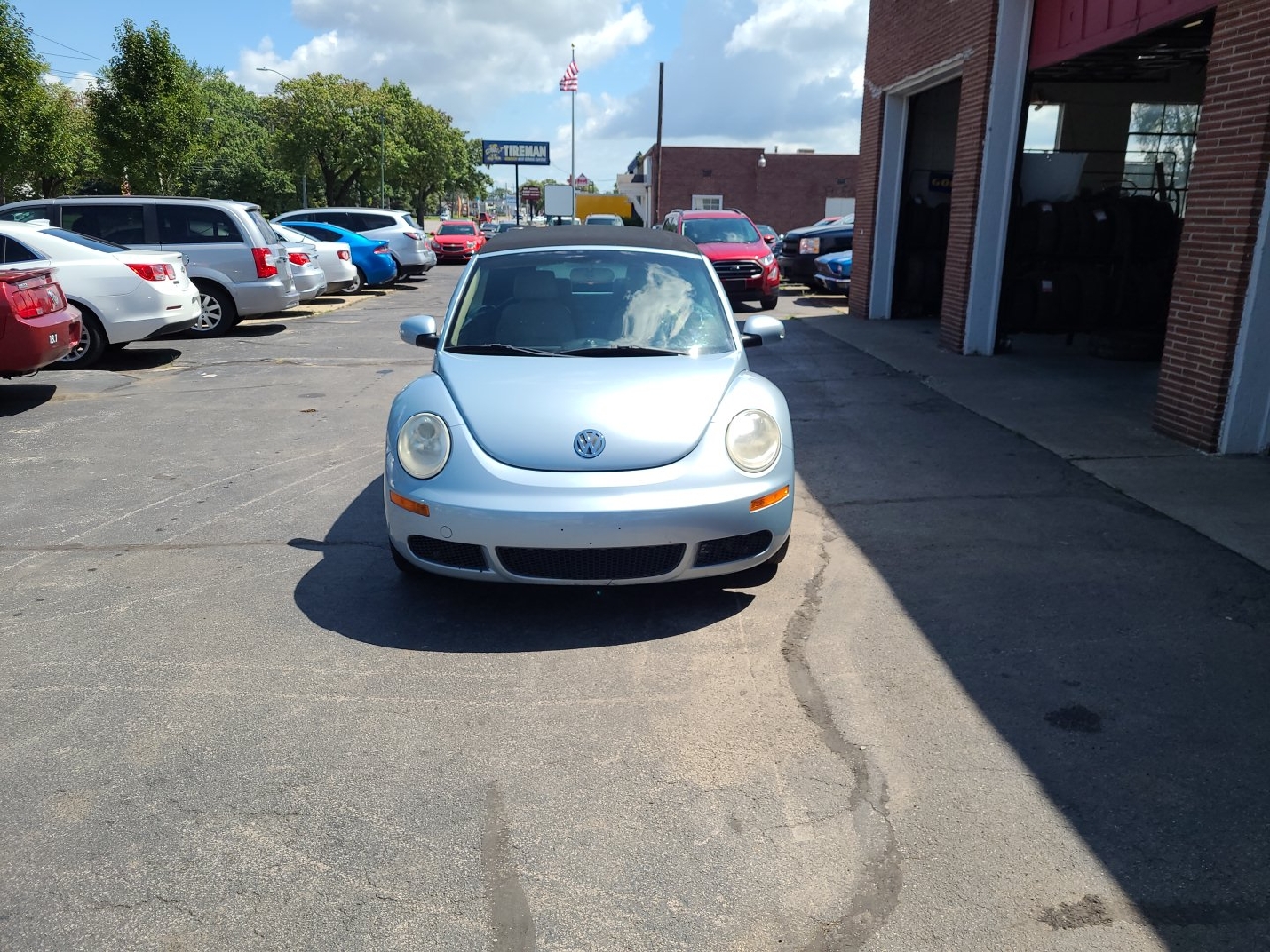 Used 2010 Volkswagen New Beetle Convertible 2dr Auto PZEV for Sale in Toledo OH 43606 Norty's