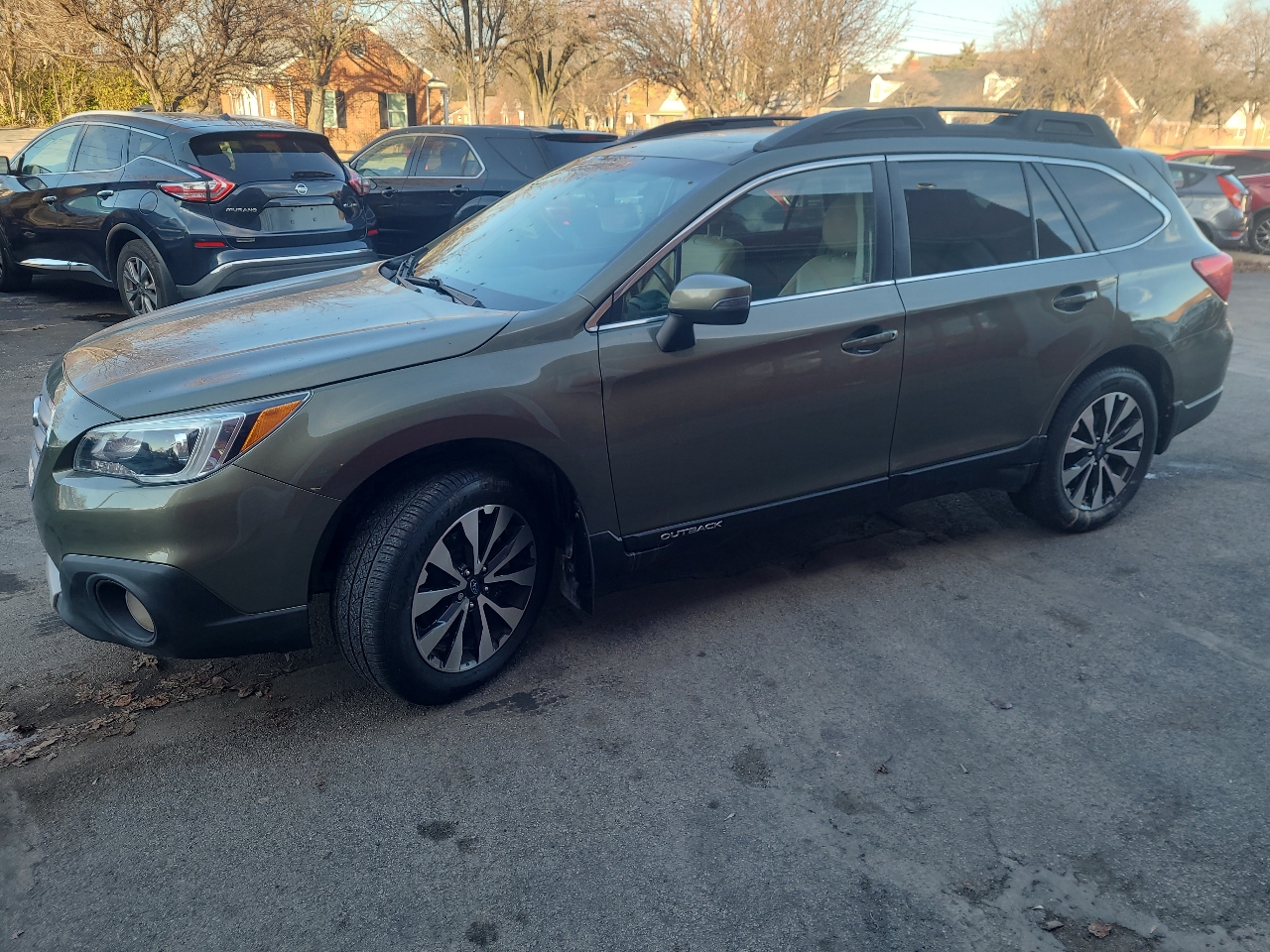 Subaru Outback 4dr Wgn 2.5i Limited PZEV 2015