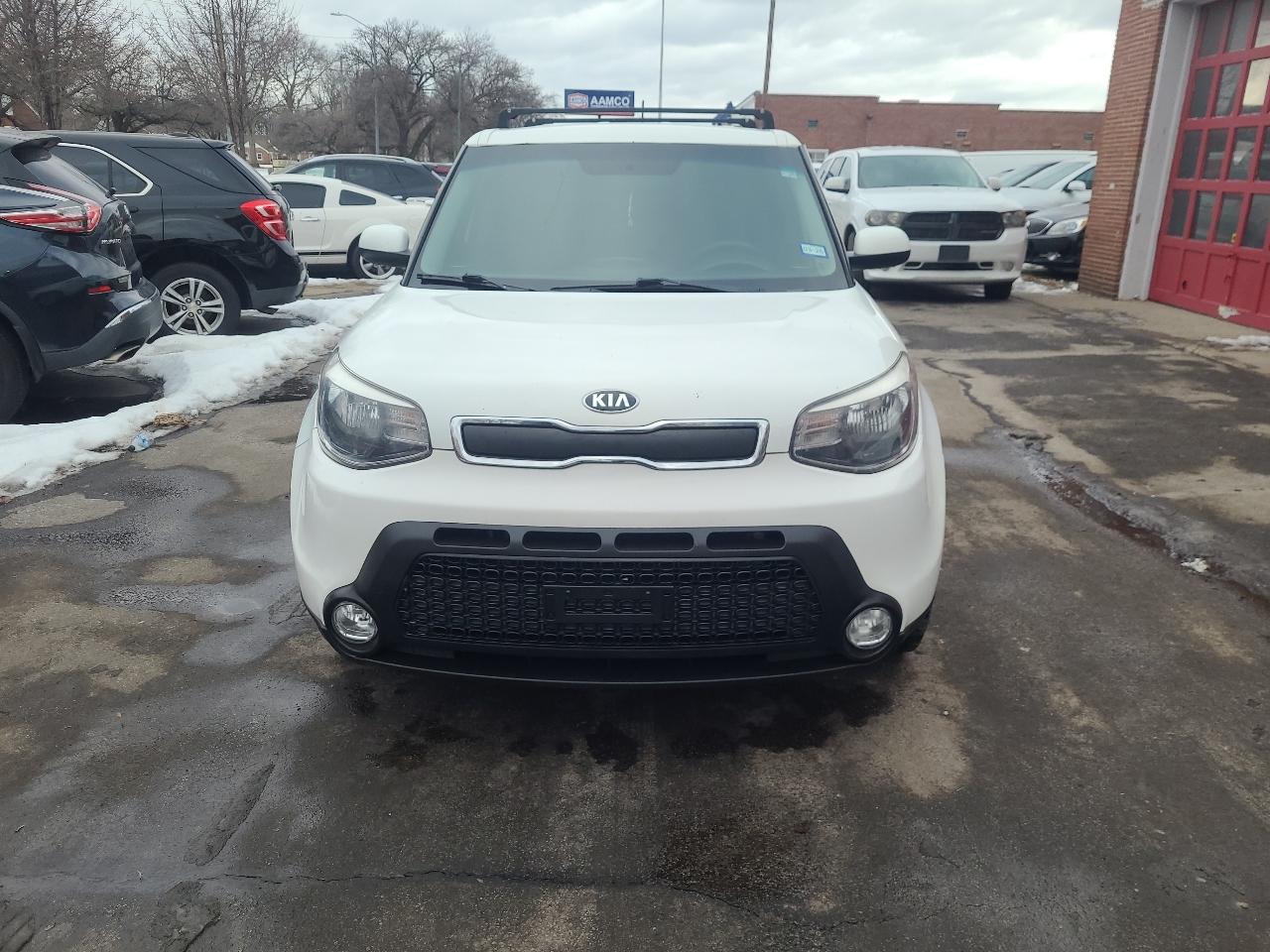 2018 Kia Soul + Auto