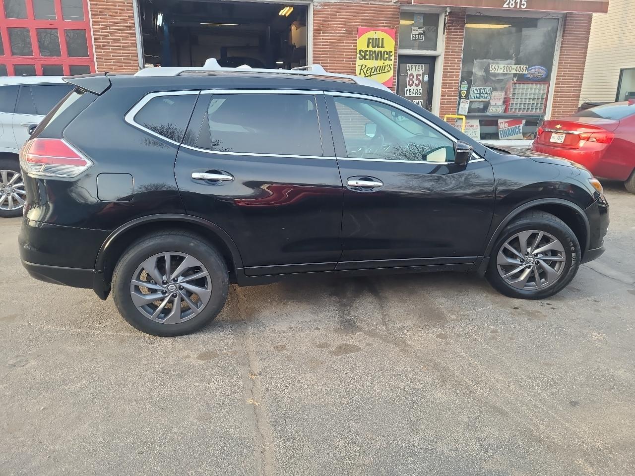 Nissan Rogue AWD 4dr SL 2016