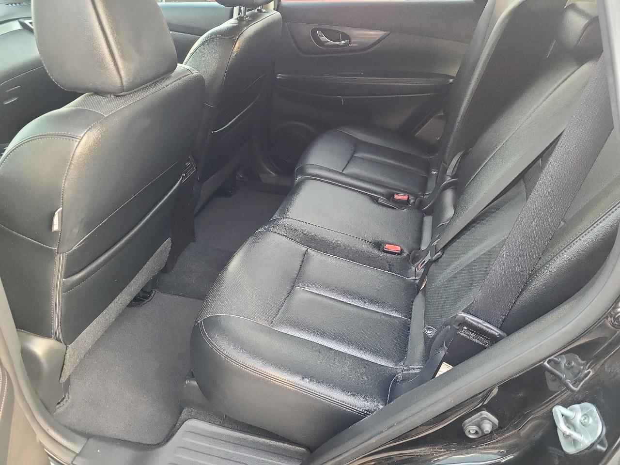 Nissan Rogue AWD 4dr SL 2016