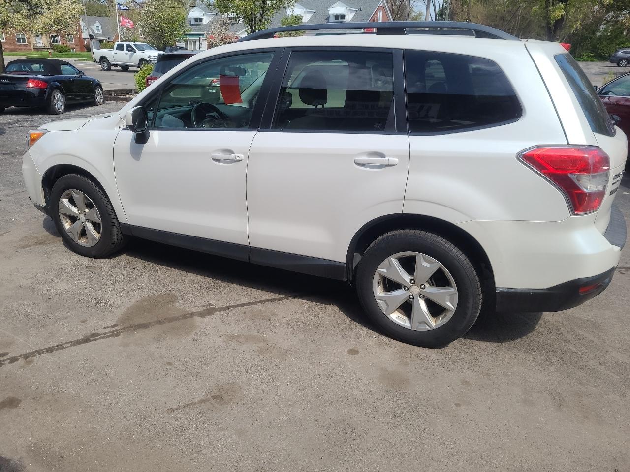 Subaru Forester 4dr CVT 2.5i Premium PZEV 2015