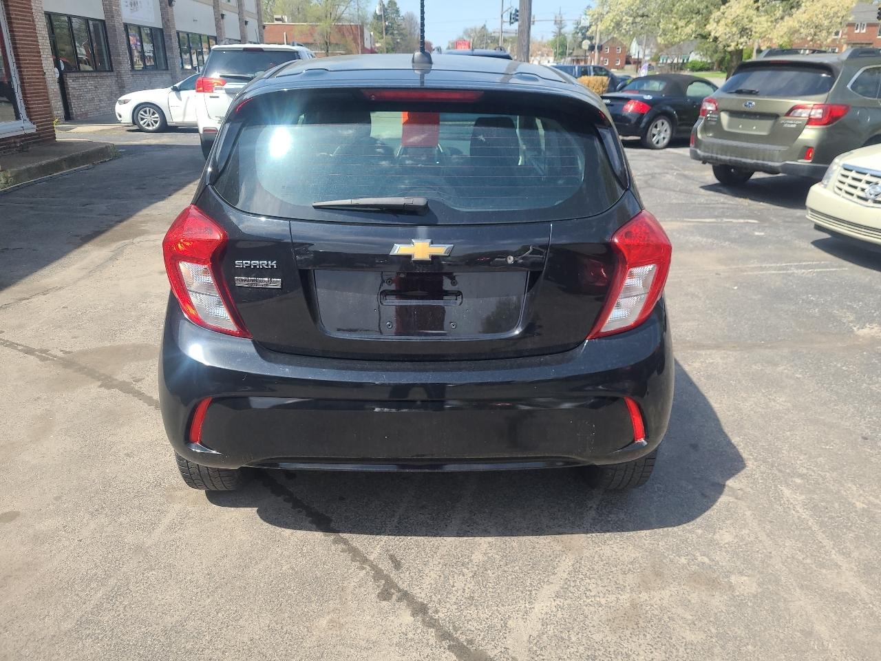 Chevrolet Spark 4dr HB Man LS 2020