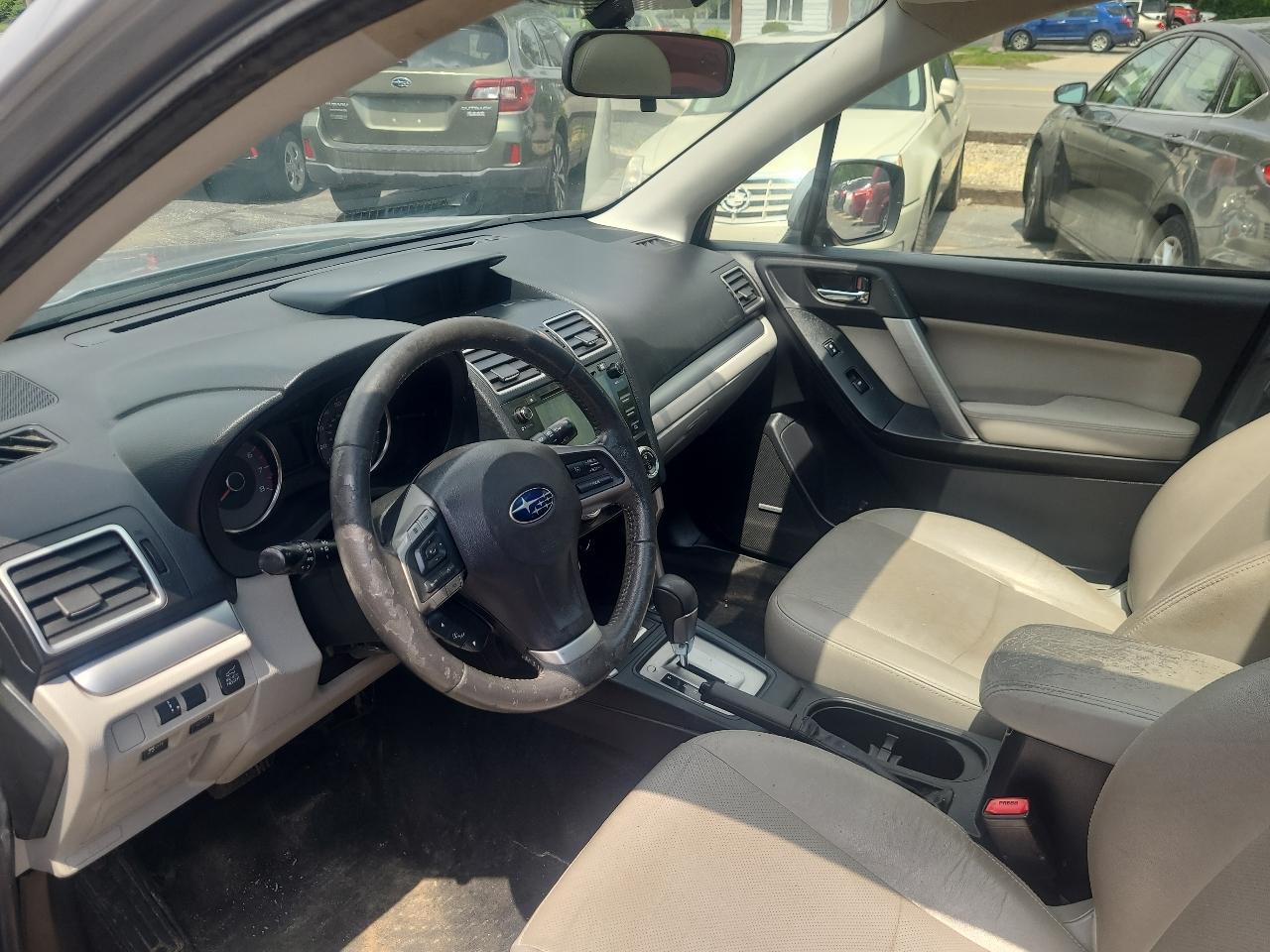 Subaru Forester 4dr CVT 2.5i Limited PZEV 2016