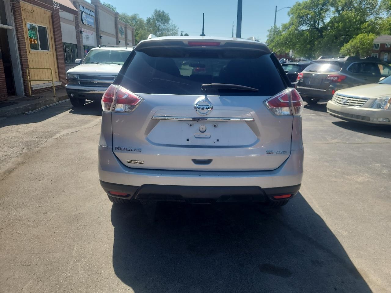 Nissan Rogue AWD 4dr SL 2015