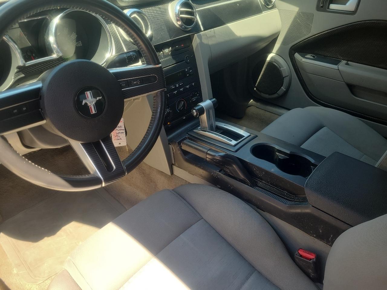 Ford Mustang 2dr Cpe Premium 2007