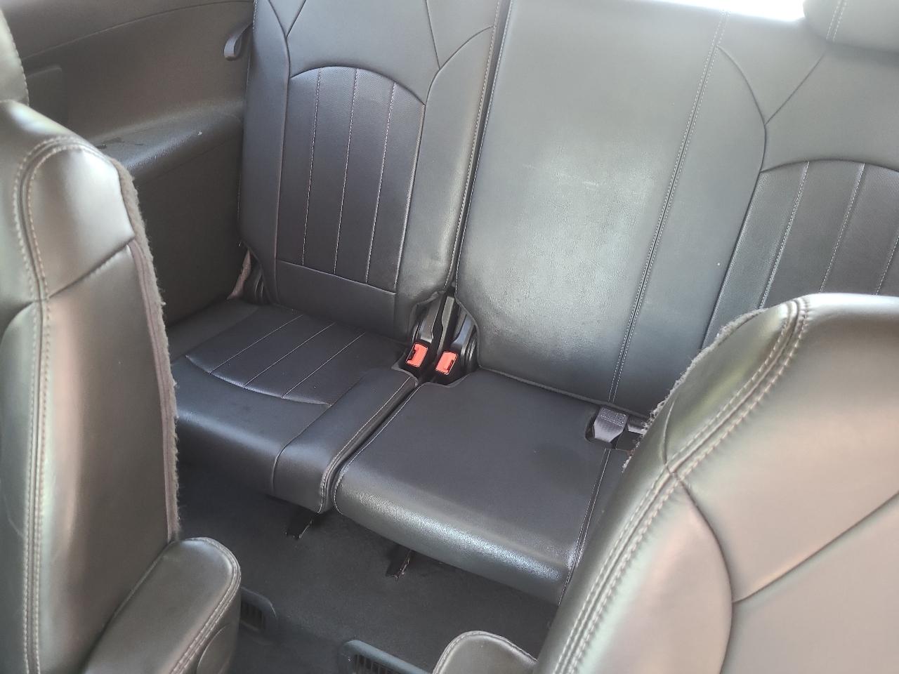 Buick Enclave FWD 4dr Leather 2013
