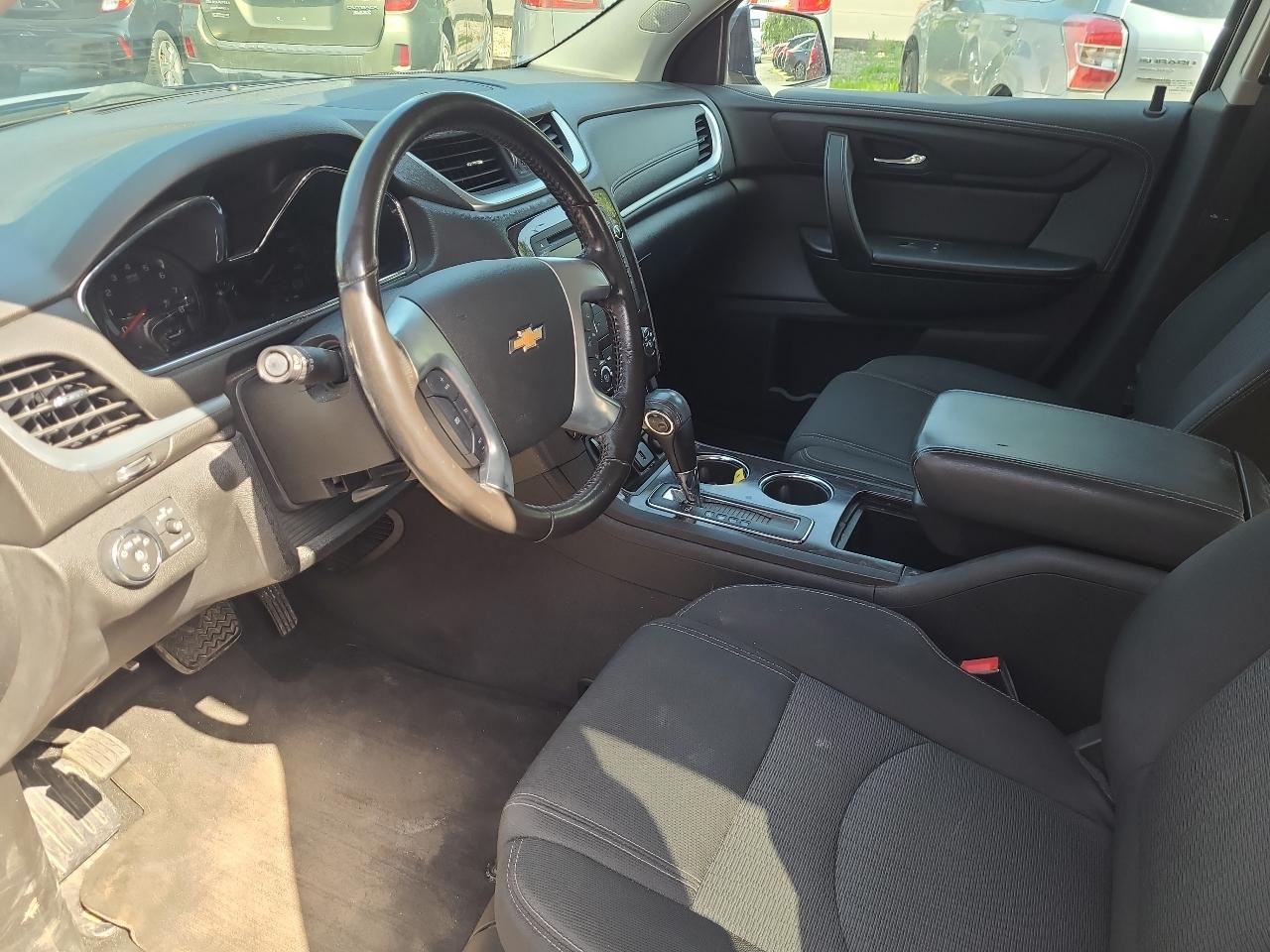 Chevrolet Traverse FWD 4dr LT w/1LT 2017