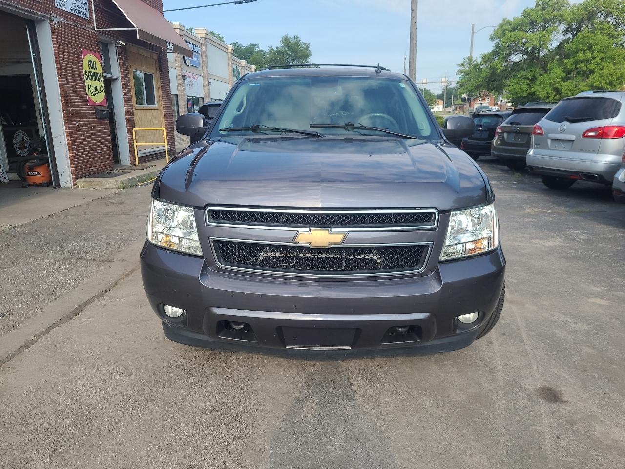 Chevrolet Tahoe 4WD 4dr 1500 LT 2010