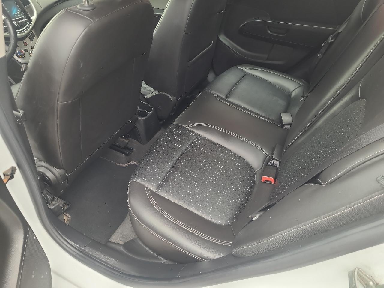 Chevrolet Sonic 4dr Sdn Auto Premier 2017