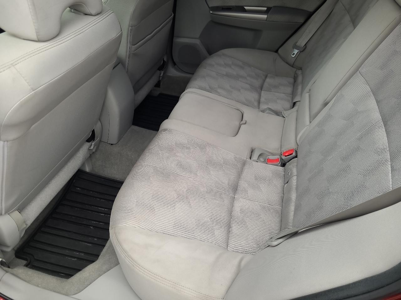 Subaru Forester 4dr Auto 2.5X 2010