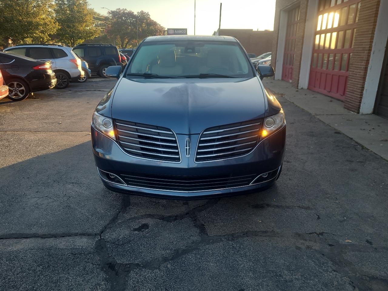 Lincoln MKT 3.7L FWD Premiere 2018