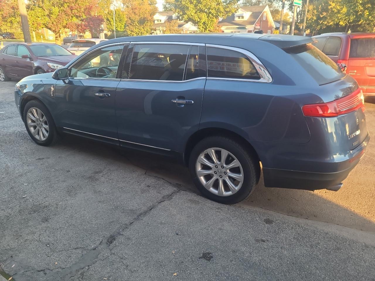 Lincoln MKT 3.7L FWD Premiere 2018