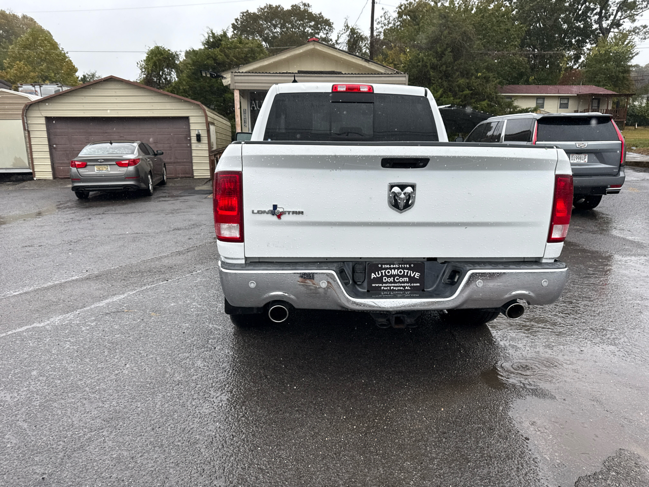 RAM 1500 SLT Crew Cab SWB 2WD 2016 RAM 1500 SLT Crew Cab SWB 2WD 2016