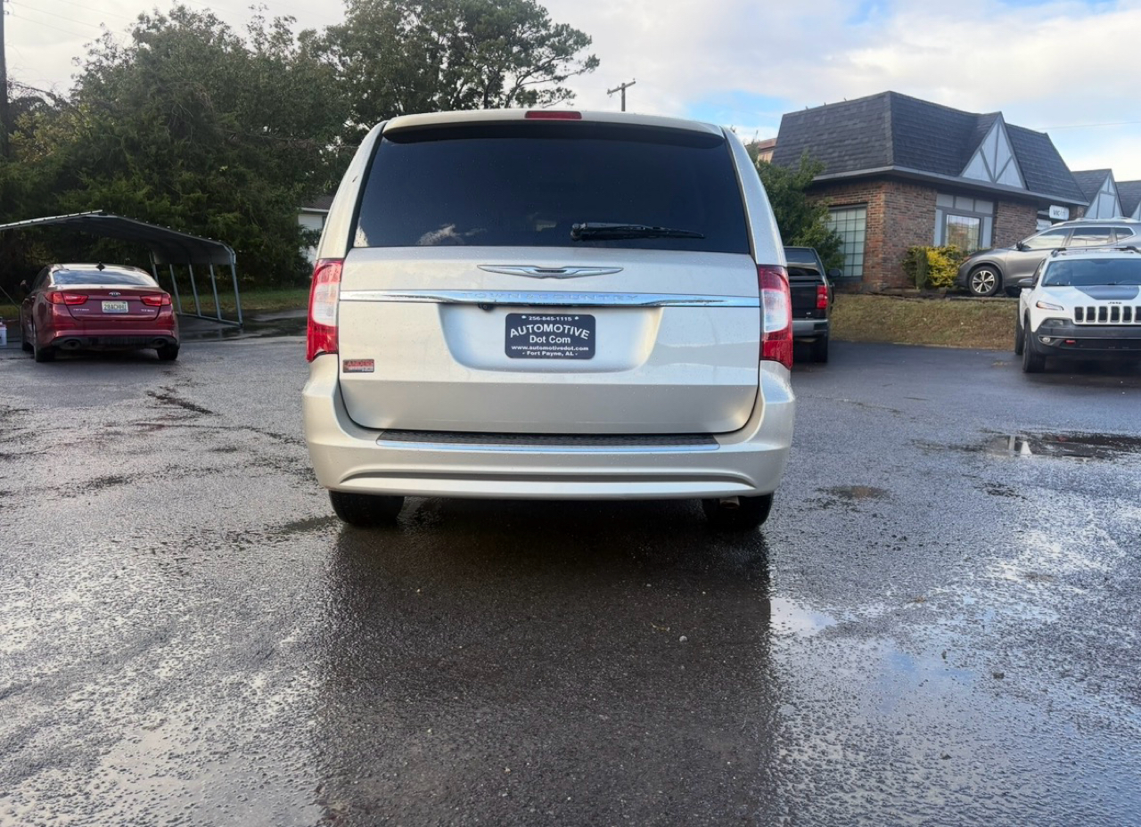 Chrysler Town & Country Touring 2013 Chrysler Town & Country Touring 2013