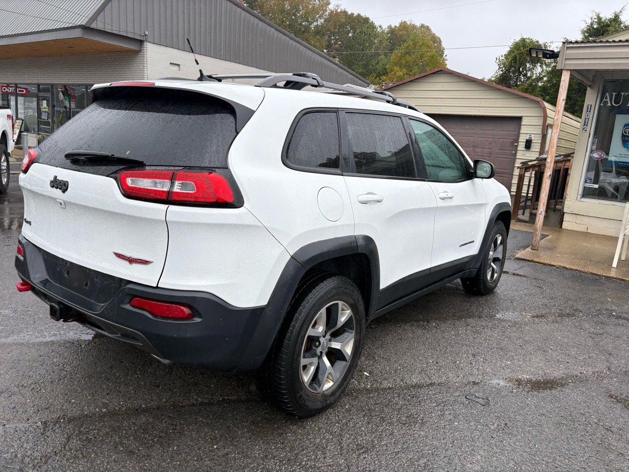 Jeep Cherokee Trailhawk 4WD 2015 Jeep Cherokee Trailhawk 4WD 2015