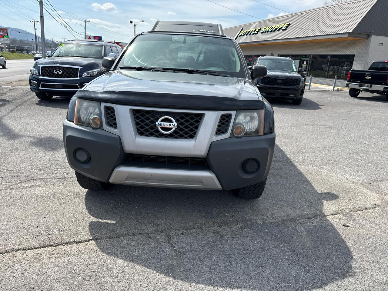 Nissan Xterra X 4WD 2012