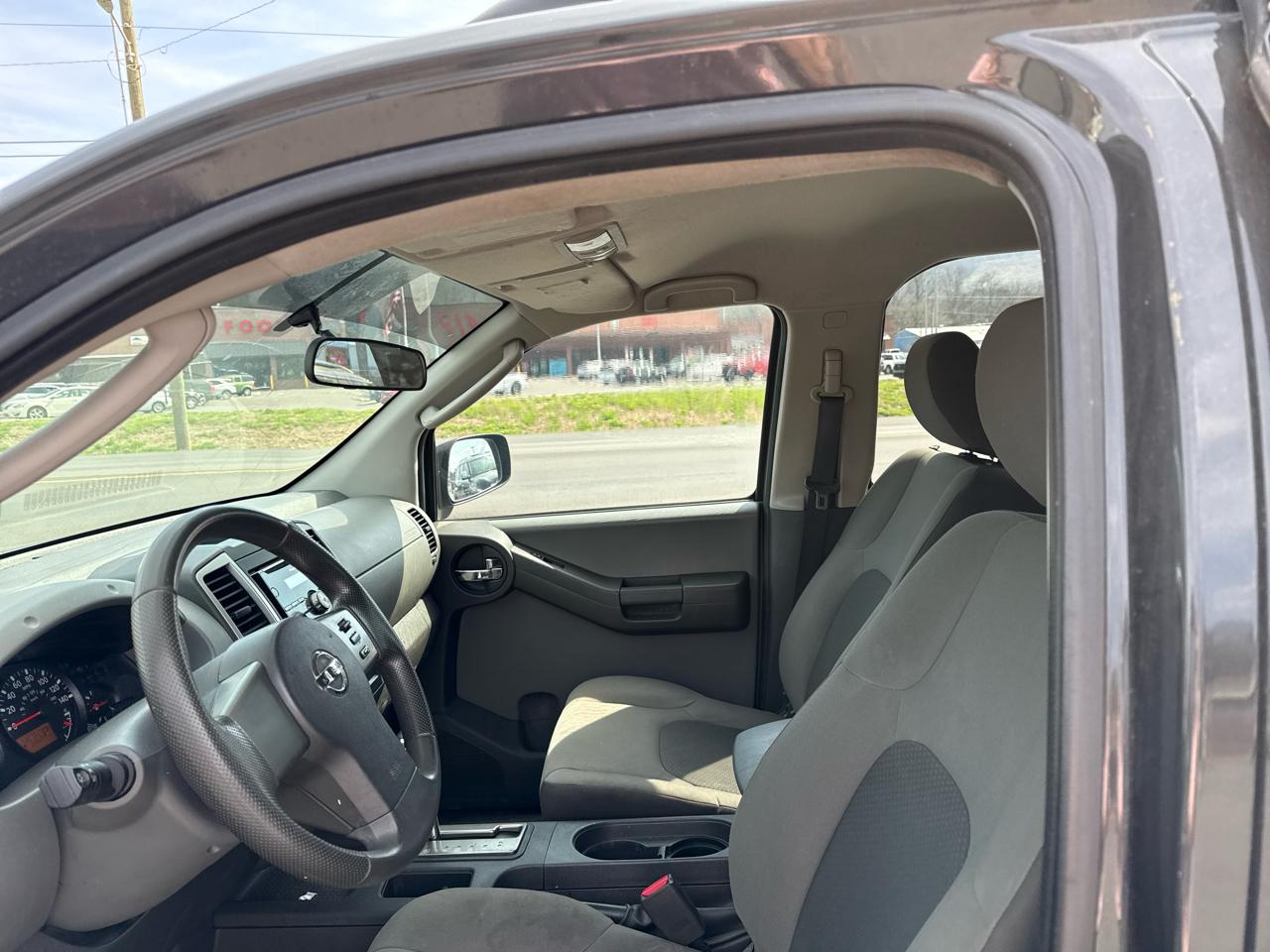 Nissan Xterra X 4WD 2012