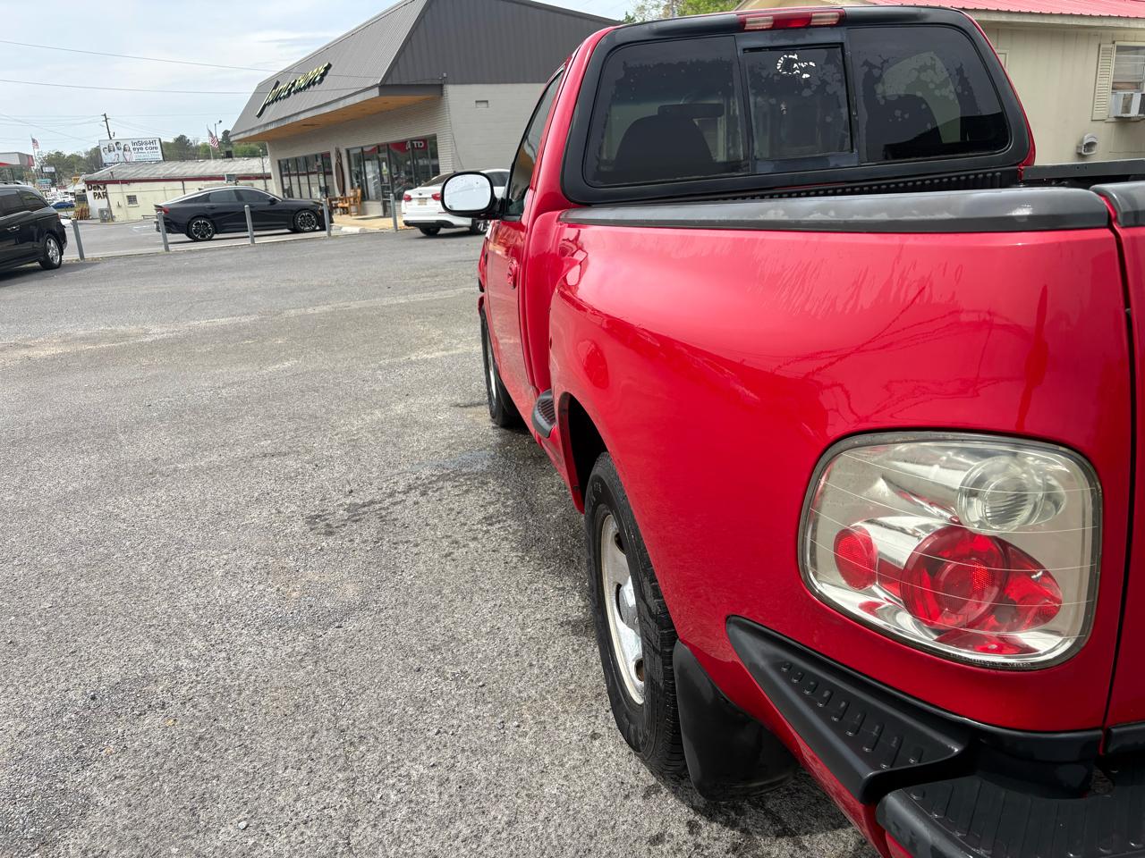 Ford F-150 XL Flareside 2WD 2002