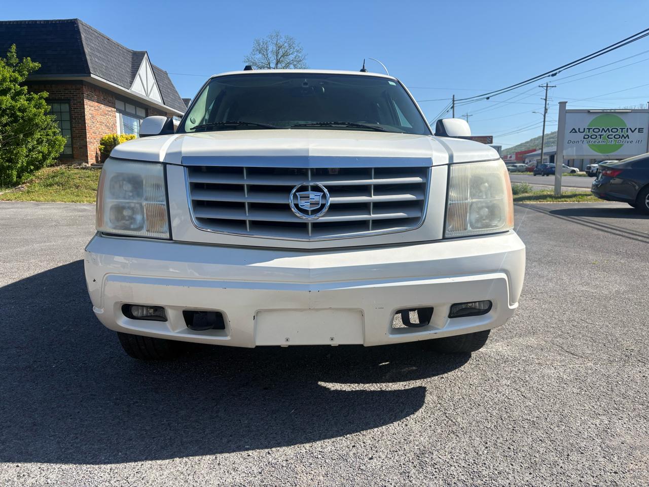 Cadillac Escalade 2WD 2005
