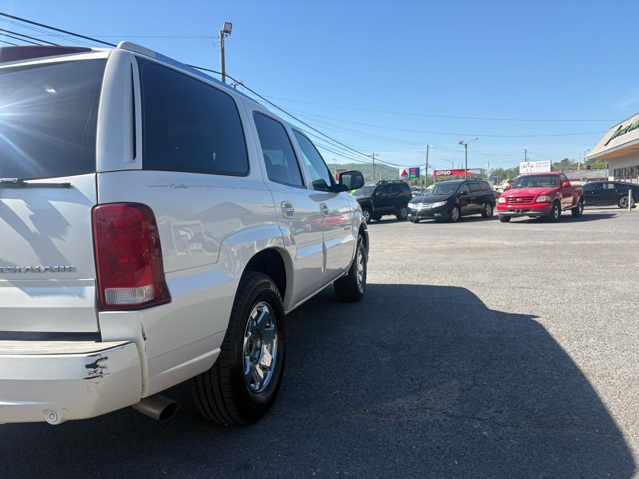 Cadillac Escalade 2WD 2005