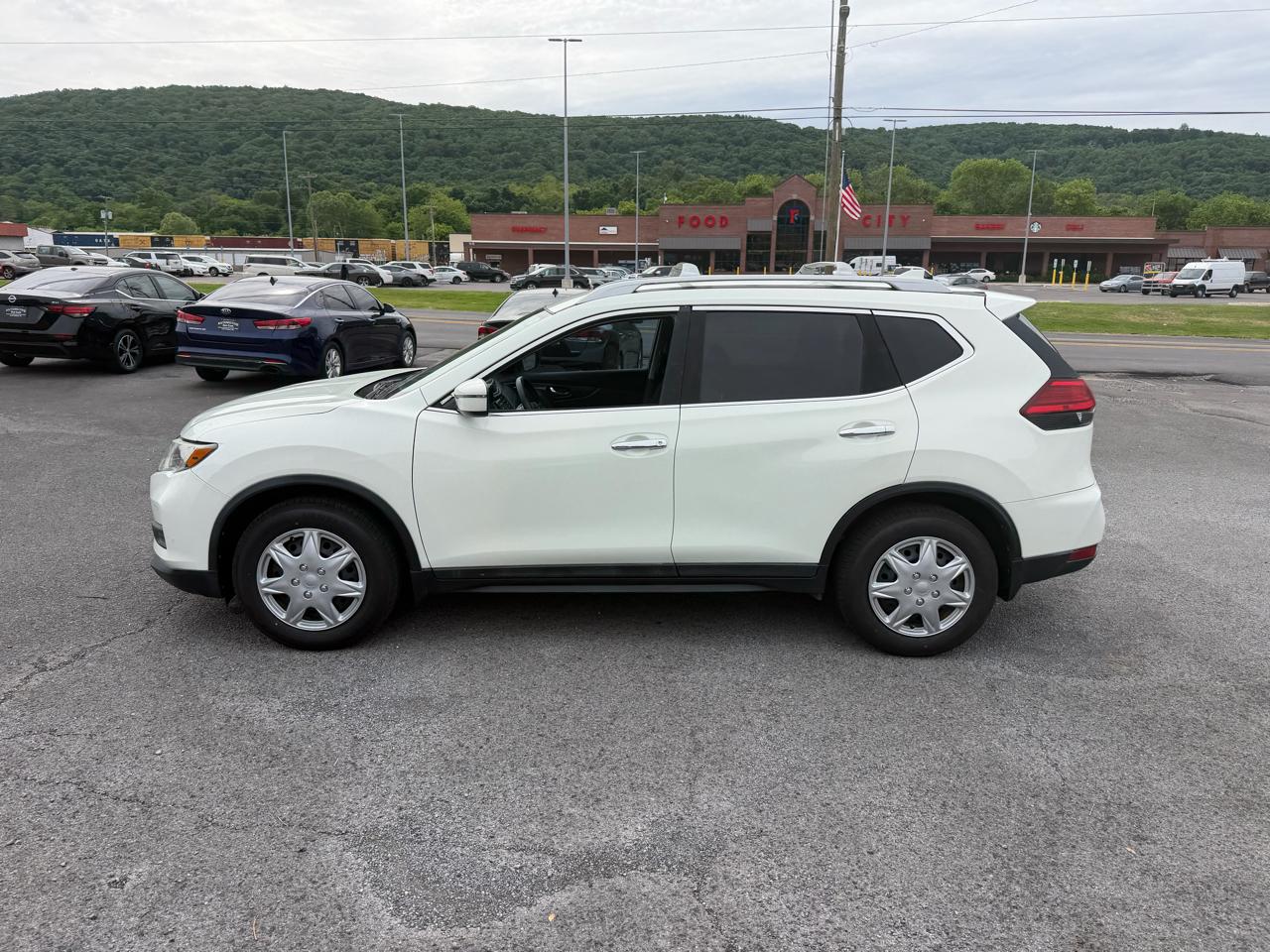 Nissan Rogue S 2WD 2017