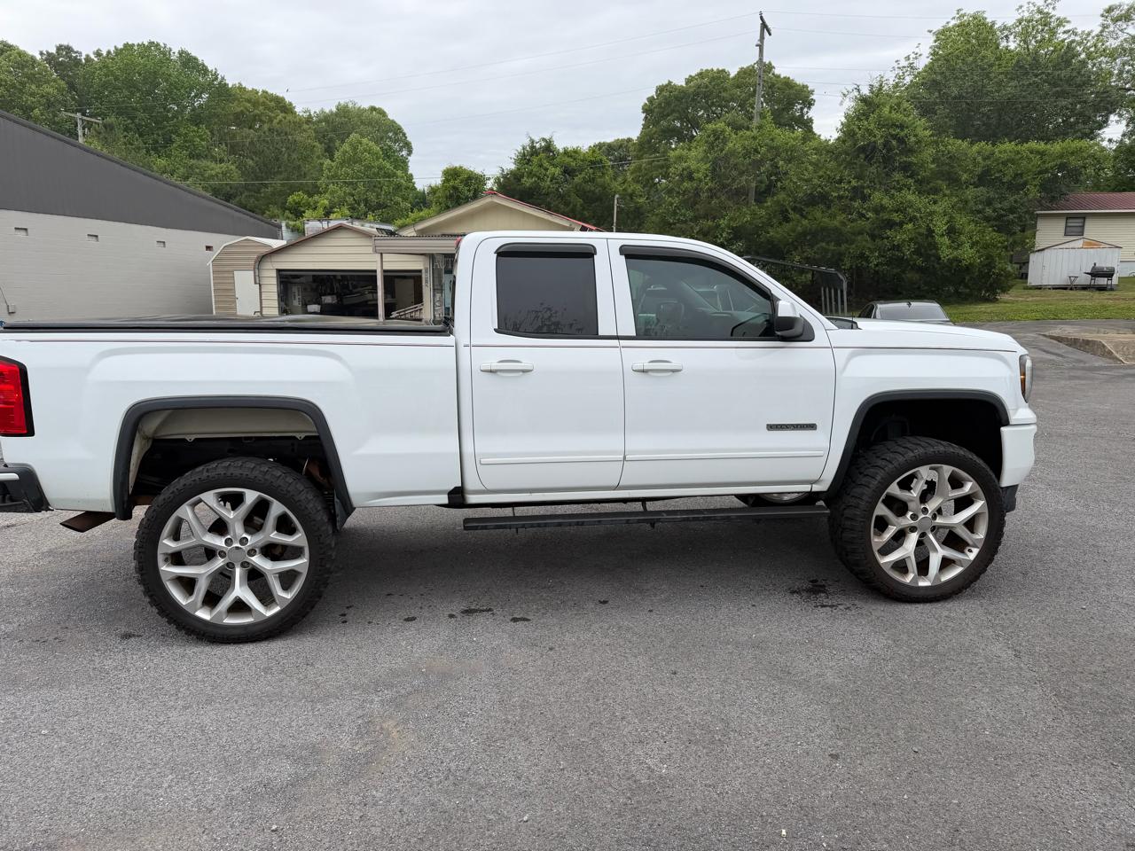 GMC Sierra 1500 Base Double Cab 2WD 2017