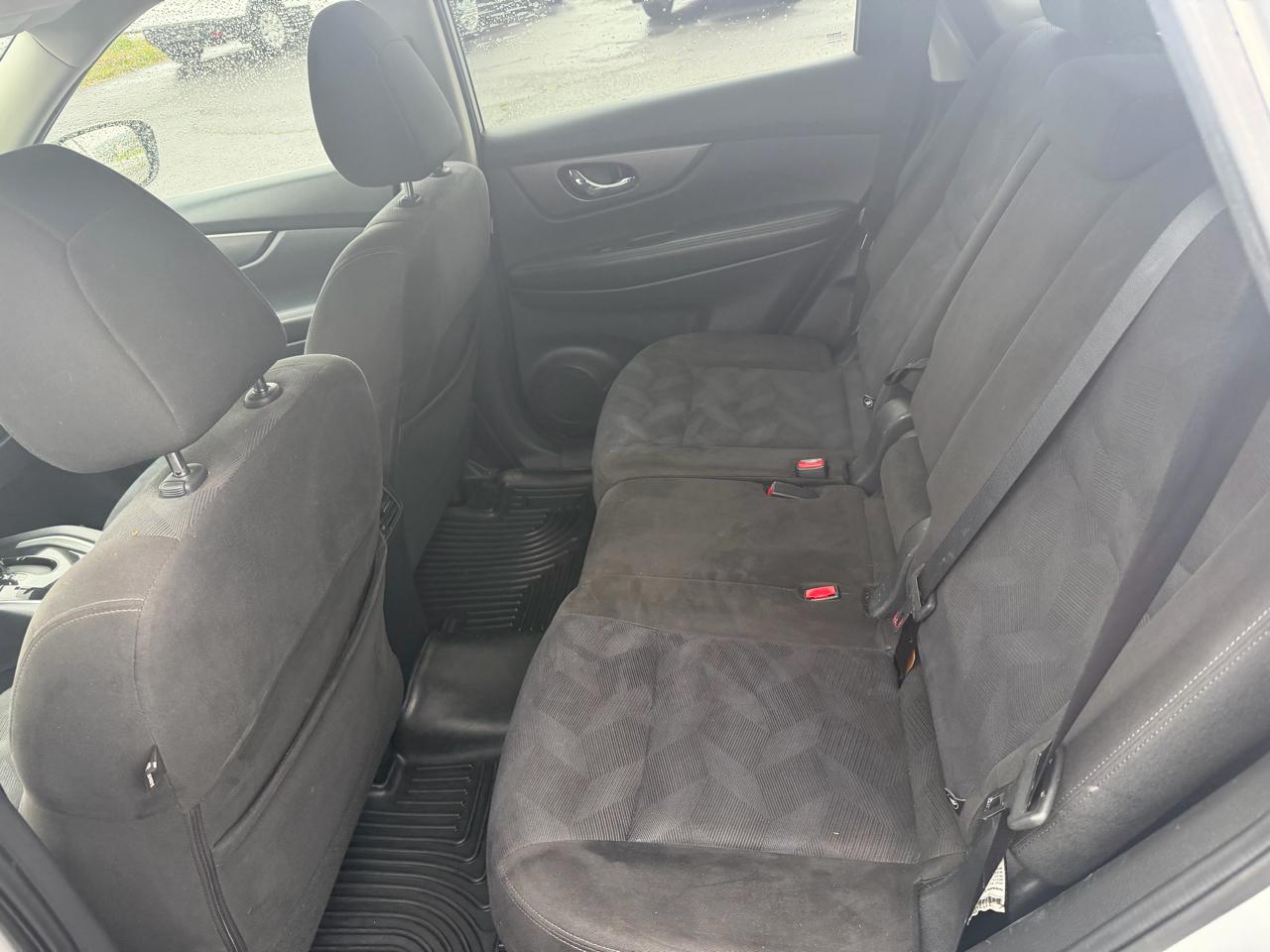 Nissan Rogue FWD SV 2015