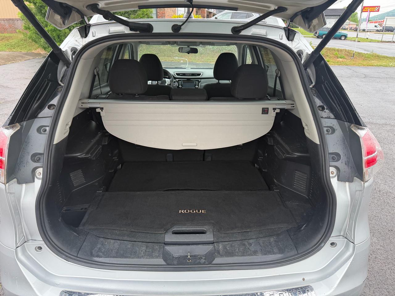 Nissan Rogue FWD SV 2015