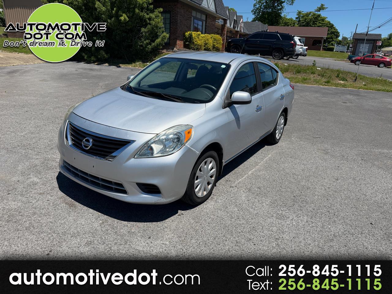 2012 Nissan Versa 1.6 SV Sedan