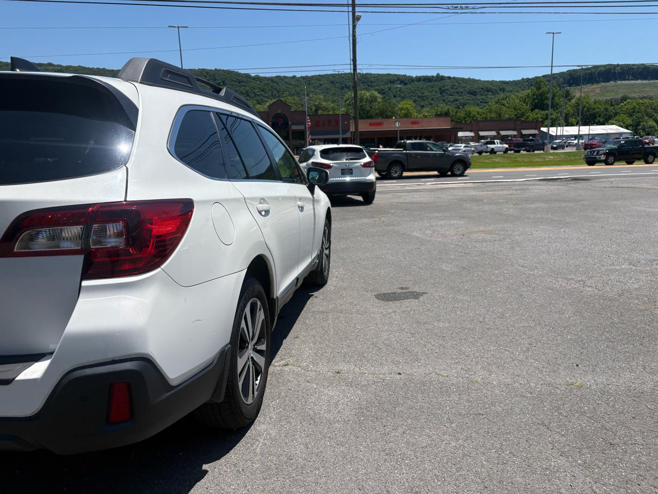 Subaru Outback 2.5i Limited 2019