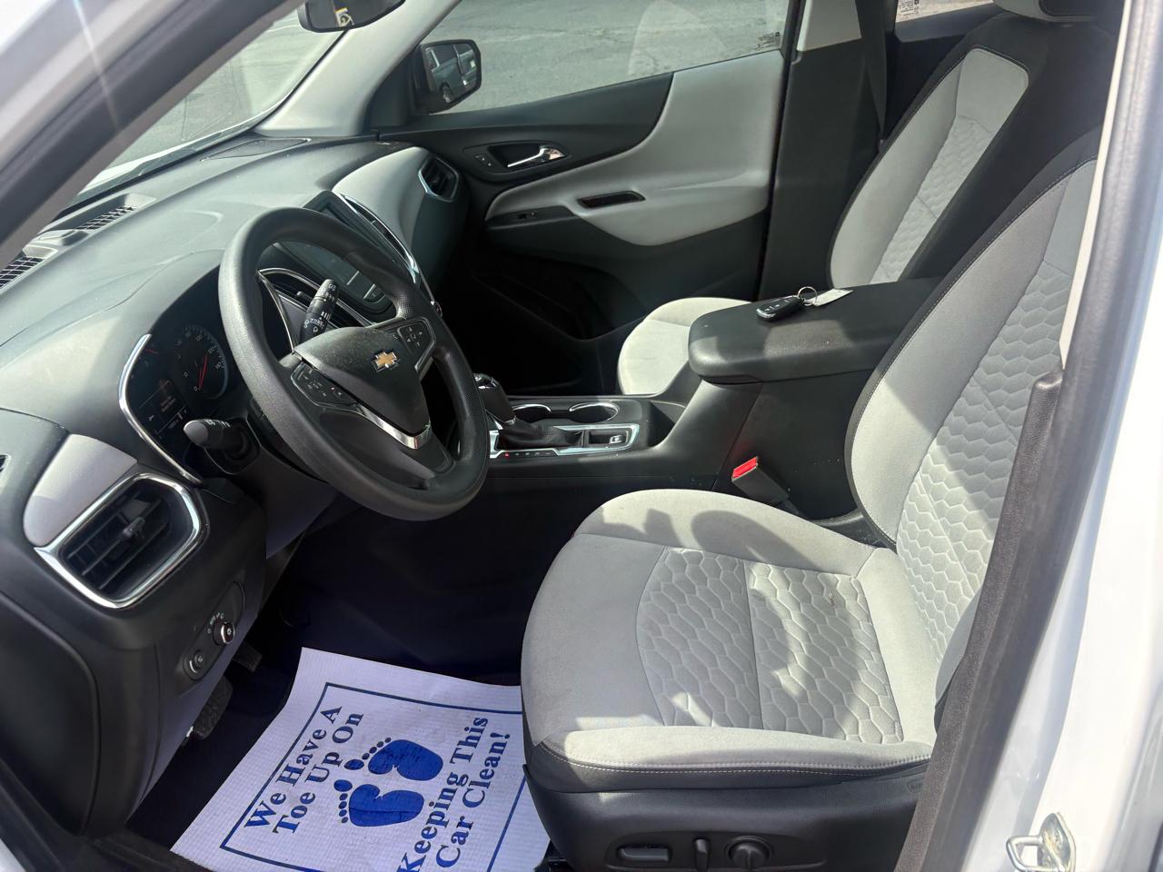 Chevrolet Equinox LS 2WD 2020