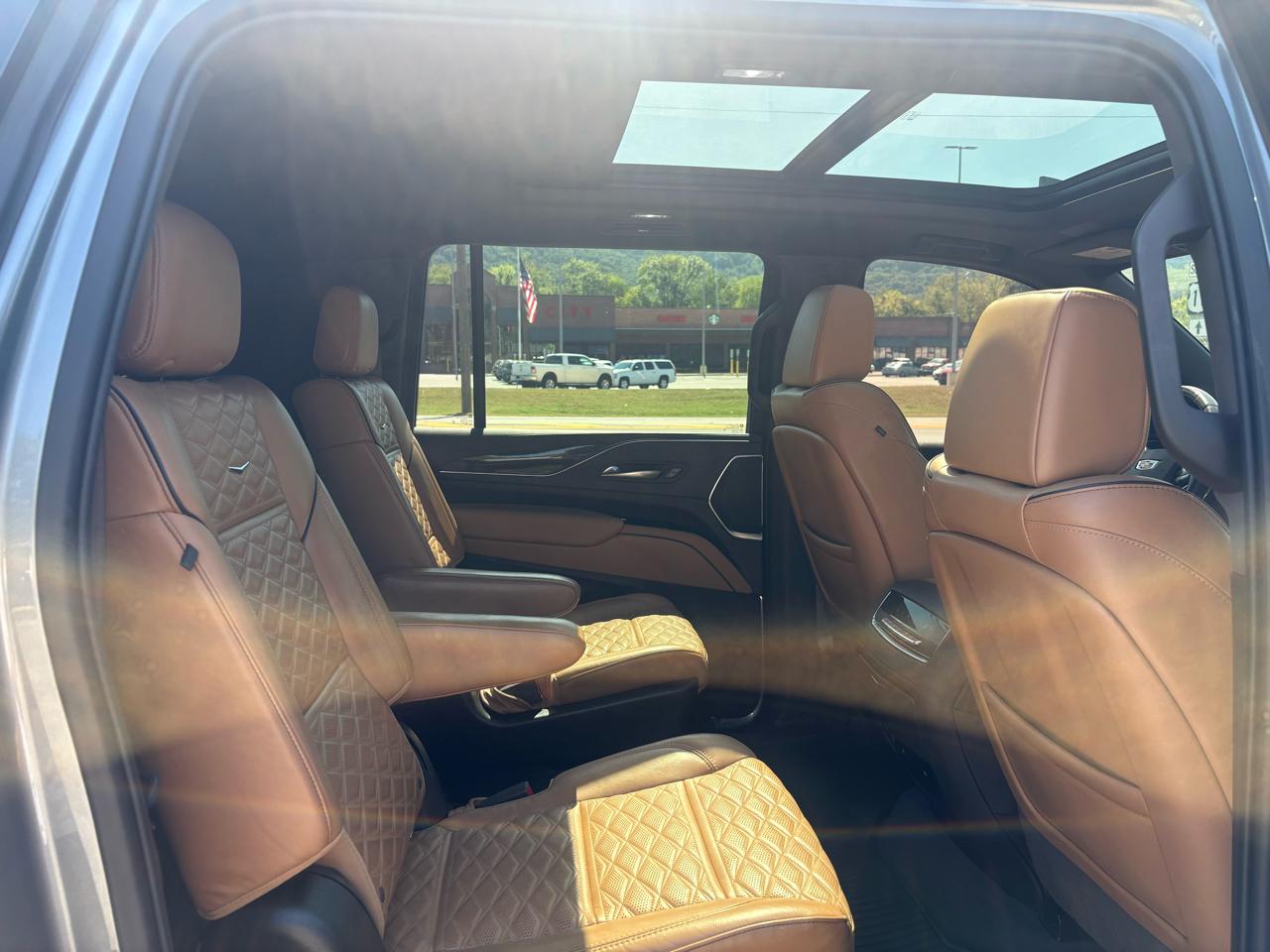 Cadillac Escalade ESV Premium Luxury 2021