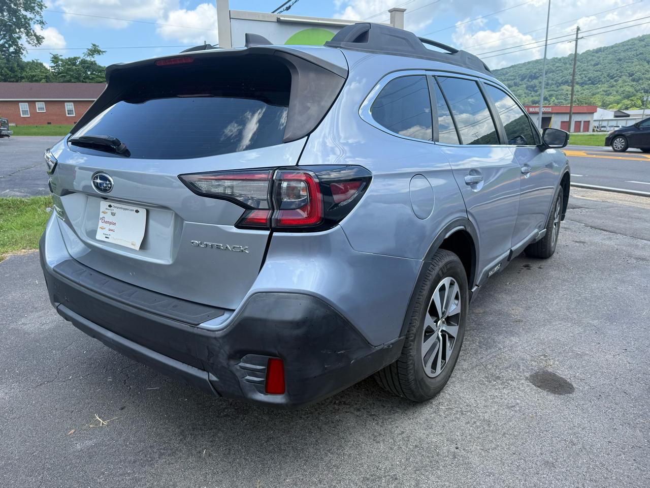 Subaru Outback Base 2020