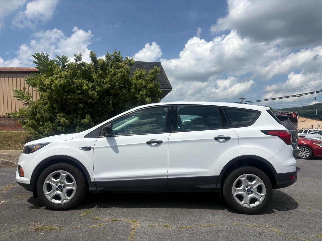 Ford Escape S FWD 2019