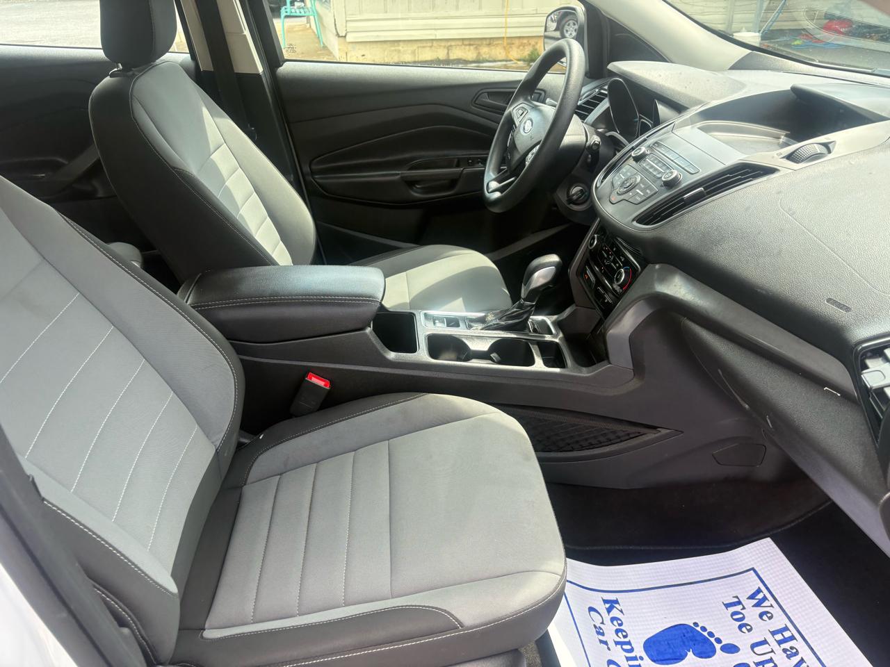 Ford Escape S FWD 2019